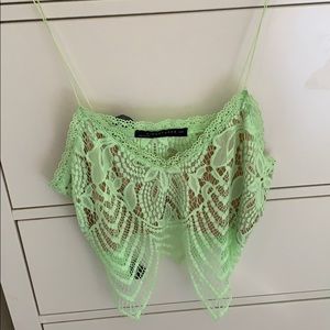 Signature 8 lace top